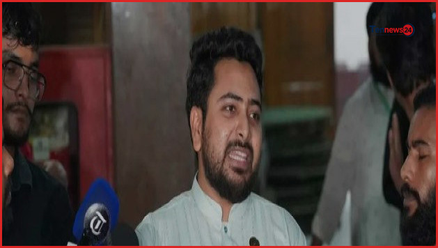 ফাঁসির রায় কার্যকর করতেই দেশে ফিরবেন শেখ হাসিনা: নাহিদ ইসলাম