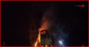 ফরিদপুরে বাসচাপায় ৫ জনের মৃত্যু, ক্ষুব্ধ জনতার ৬ যানবাহন পোড়ানো