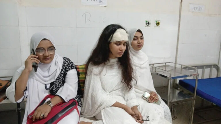 গোপালগঞ্জে বিচারকের ছোড়া পেপার ওয়েটে শিক্ষানবিশ আইনজীবীর মাথা ফাটল