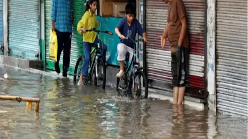 জম্মু ও কাশ্মিরে ভয়াবহ আকস্মিক বন্যা: নিহত ২৫