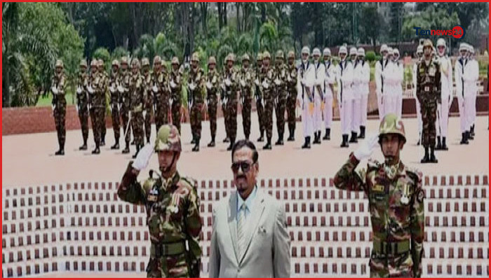 জাতীয় স্মৃতিসৌধে বীর শহীদদের প্রতি ভারপ্রাপ্ত রাষ্ট্রপতির শ্রদ্ধা