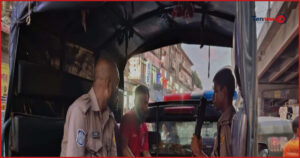 জুরাইনে হকার উচ্ছেদে পুলিশের ওপর হামলা, আটক ২