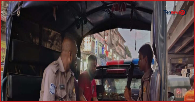 জুরাইনে হকার উচ্ছেদে পুলিশের ওপর হামলা, আটক ২
