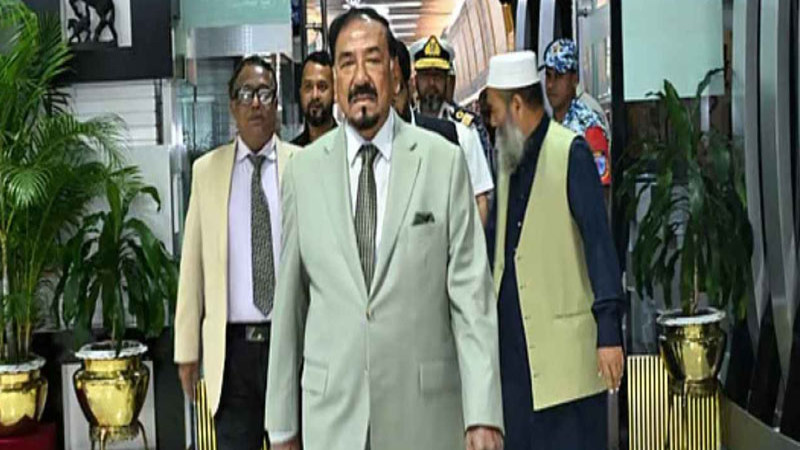 ভারপ্রাপ্ত রাষ্ট্রপতির দায়িত্ব গ্রহণ করলেন স্পিকার হাফিজ উদ্দিন আহমদ