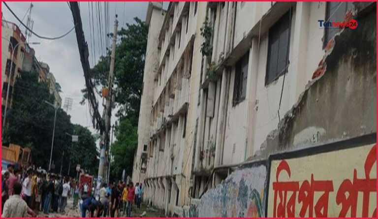মিরপুর কলেজে দেয়াল ধসে ২ জন নিহত, আহত অন্তত ৭