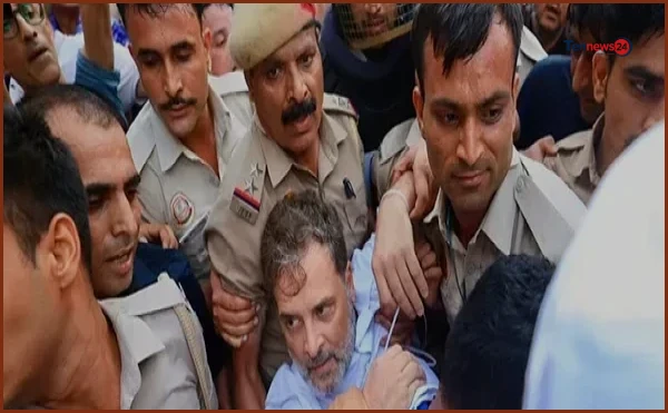 মোদি বাসভবনের সামনে থেকে রাহুল-প্রিয়াঙ্কাকে সরিয়ে দিল পুলিশ