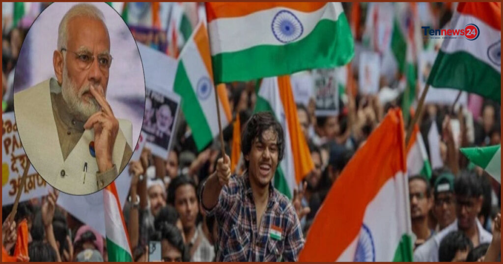 শিক্ষামন্ত্রীকে সরিয়ে চাপের মুখে মোদি, তরুণদের আন্দোলনে উত্তাল ভারত