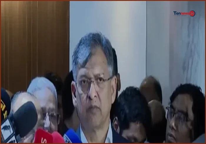 শেখ হাসিনার সঙ্গে প্রেসিডেন্টের ফোনালাপ নিয়ে যা বললেন স্বরাষ্ট্রমন্ত্রী