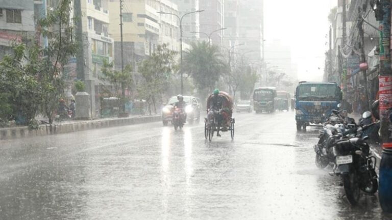 ১০ জেলায় ৬০ কিমি বেগে ঝড়ো হাওয়ার সতর্কতা