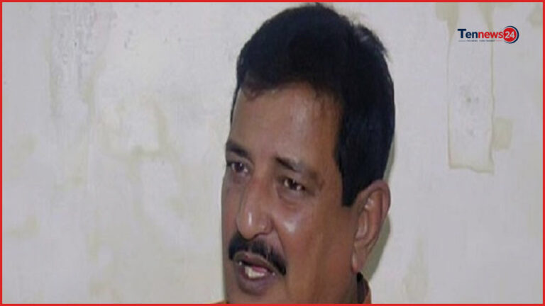 ১৮ বছরের কম বয়সীদের মোবাইল ব্যবহারে কার্যকর পদক্ষেপের আশ্বাস ভূমিমন্ত্রীর