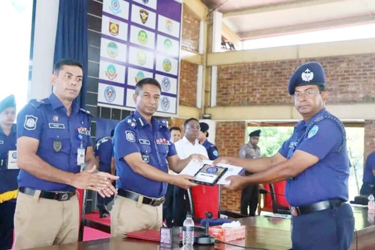 চট্টগ্রাম জেলা পুলিশ লাইনে বিশেষ কল্যাণ সভা অনুষ্ঠিত