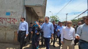 কমলাপুর স্টেডিয়ামের অব্যবস্থাপনায় ক্ষুব্ধ ক্রীড়া প্রতিমন্ত্রী, প্রশাসক বরখাস্ত