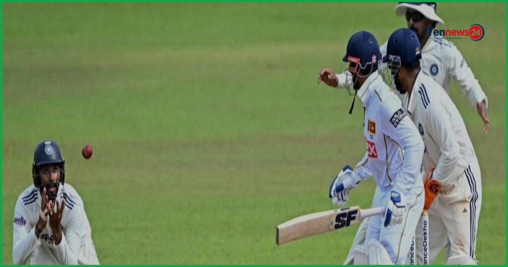 কলম্বো টেস্টে ধুঁকছে শ্রীলঙ্কা, শেষ দিনে বৃষ্টির অপেক্ষায় স্বাগতিকরা