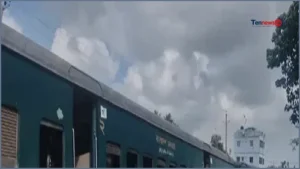 গফরগাঁওয়ে জামালপুর কমিউটার ট্রেনের ৪ বগি লাইনচ্যুত, বন্ধ ট্রেন চলাচল