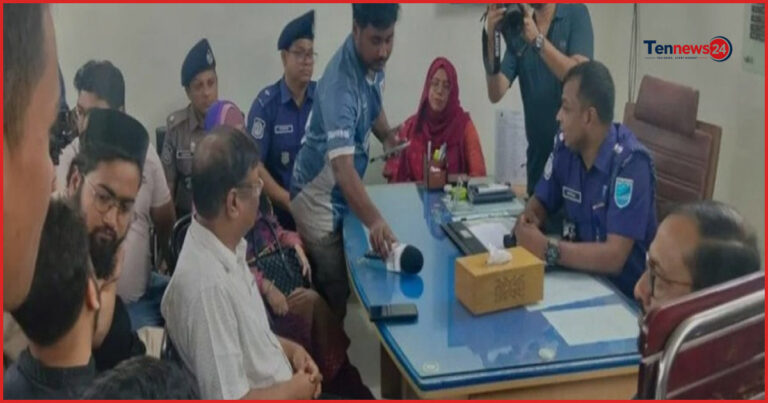 জবি বাস ভাঙচুর: জড়িতদের গ্রেপ্তারে ২৪ ঘণ্টার আল্টিমেটাম উপাচার্যের
