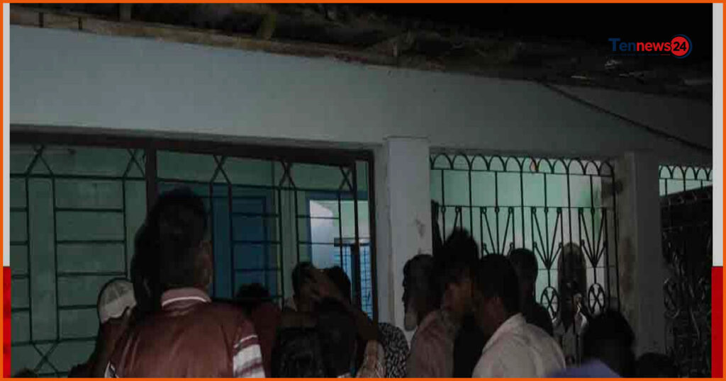 টাঙ্গাইলের মধুপুরে বৃদ্ধাকে কুপিয়ে হত্যা, লুটপাটের সন্দেহ