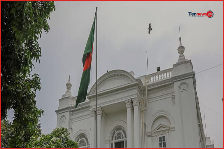 ট্রাইব্যুনালে প্রসিকিউটরদের অনুপস্থিতি নিয়ে বিচারকের ক্ষোভ