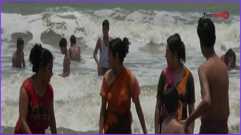 দীঘা সৈকতে গোসলে শাড়ি-সালোয়ার না পরার আহ্বান স্বাস্থ্যমন্ত্রীর