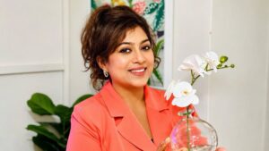 নতুন লুকে শাবনূরের সামাজিক যোগাযোগমাধ্যমে বার্তা