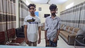 নাটোরের লালপুরে আইডি হ্যাকিং ও প্রতারক চক্রের ২ সদস্য গ্রেফতার