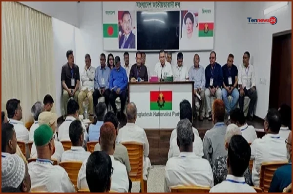 বগুড়া জেলা নেতাদের সঙ্গে বৈঠক করলেন প্রধানমন্ত্রী তারেক রহমান