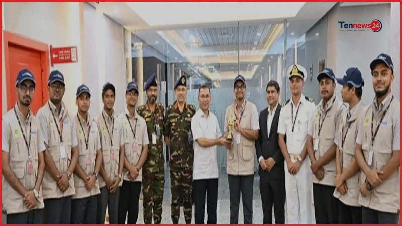 বিশ্বচ্যাম্পিয়ন রোবট নির্মাতা শিক্ষার্থীদের সাথে প্রধানমন্ত্রীর সাক্ষাৎ