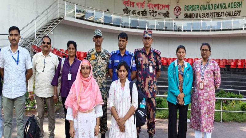ভারত থেকে জেল খেটে দেশে ফিরলেন তিন যুবতী