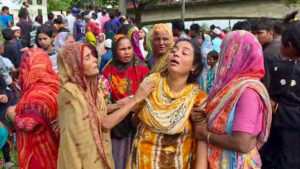 মানিকগঞ্জে শহীদ মিনারে মিলল কিশোরের ঝুলন্ত মরদেহ