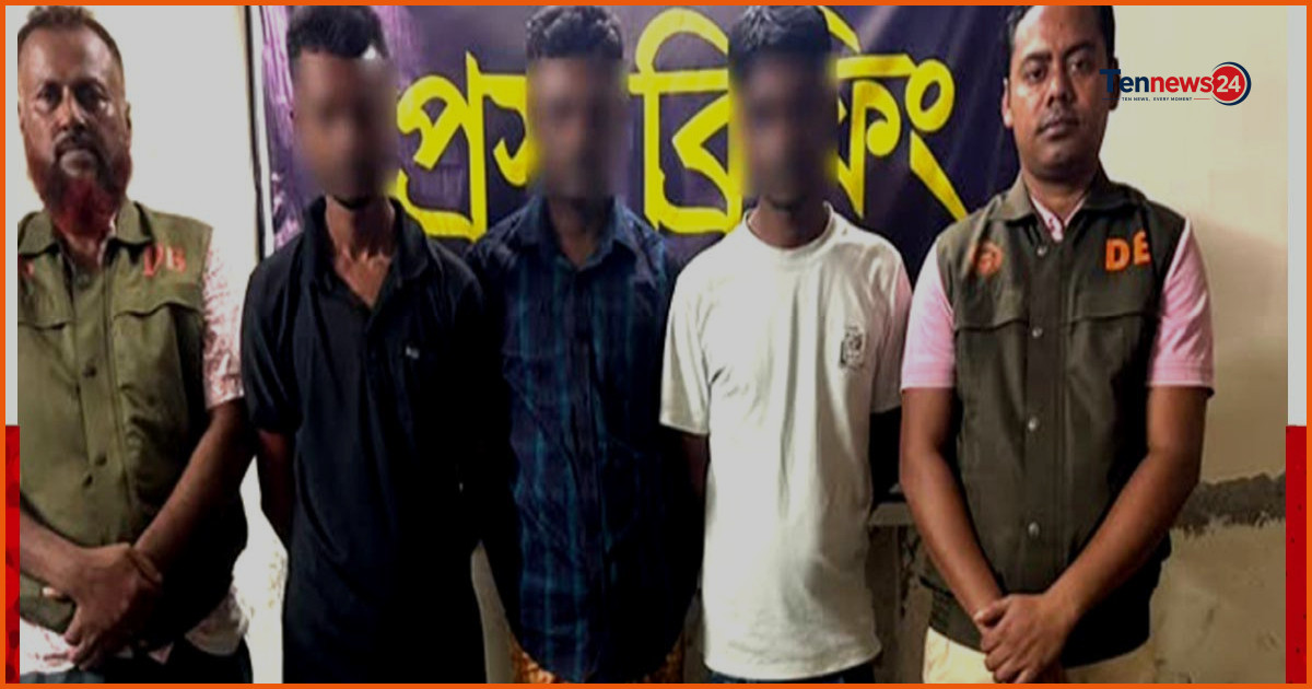 যশোরে বিজিবির পোশাক ও ওয়াকিটকি উদ্ধার, ডাকাত দলের ৩ সদস্য গ্রেপ্তার