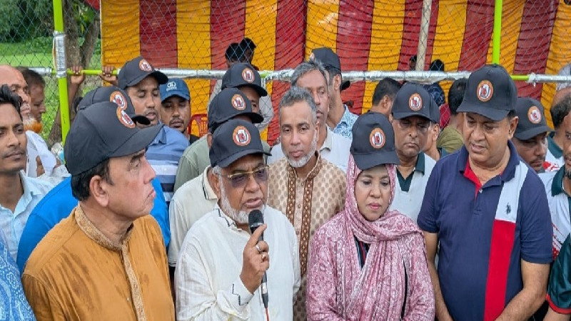 শেখ হাসিনার পতনের জন্য সাংবাদিক ও বুদ্ধিজীবীরা দায়ী: বরকত উল্লাহ বুলু