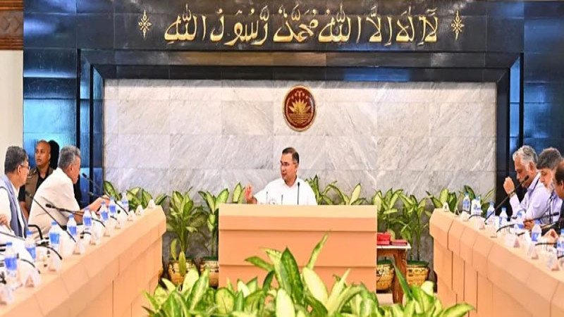 সমন্বিত প্রচেষ্টায় চার-পাঁচ বছরে অর্থনীতিতে ইতিবাচক পরিবর্তন সম্ভব: প্রধানমন্ত্রী