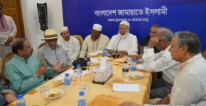 সহিংসতা পরিহার করে রাজপথে থেকে গঠনমূলক বিরোধিতার আহ্বান সম্পাদকদের