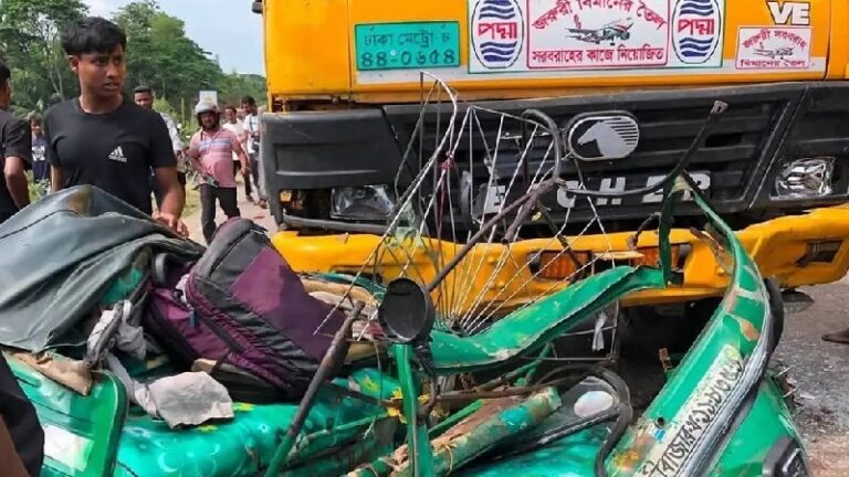 সিলেটের ওসমানীনগরে লরি-অটোরিকশার সংঘর্ষে একই পরিবারের তিনজনসহ নিহত ৪