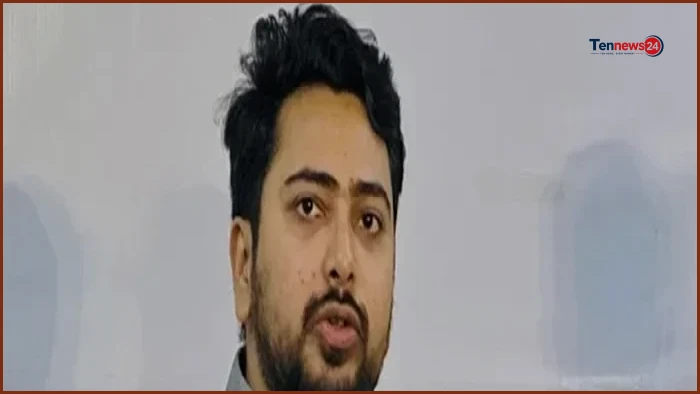 স্বৈরতন্ত্র ও দুর্নীতি মেনে নেব না: হুঁশিয়ারি নাহিদ ইসলামের