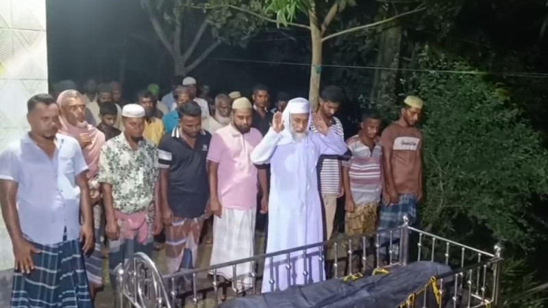 সাতক্ষীরার শ্যামনগরে এমপি নজরুলের স্ত্রীর শেষকৃত্য সম্পন্ন