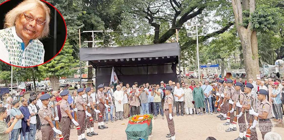 শহীদ মিনারে শেষ শ্রদ্ধা ও ভালোবাসায় সিক্ত আখতার হুসেন