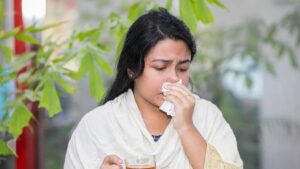 সর্দি-কাশির প্রকোপ থেকে বাঁচতে যা করণীয়