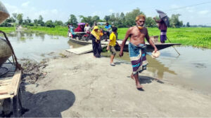 দুই জেলায় দুর্ভোগ: সুজুনি খালে সেতুর অপেক্ষায় ৫০ হাজার