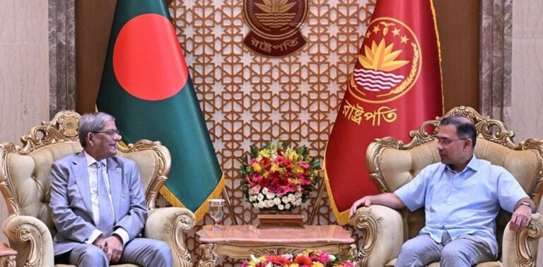 রাষ্ট্রপতির সঙ্গে বঙ্গভবনে প্রধানমন্ত্রীর সৌজন্য সাক্ষাৎ