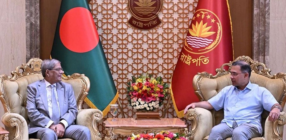 রাষ্ট্রপতির সঙ্গে বঙ্গভবনে প্রধানমন্ত্রীর সৌজন্য সাক্ষাৎ