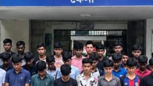 ফেনীতে কিশোর গ্যাং বিরোধী অভিযানে ৩৮ কিশোর আটক
