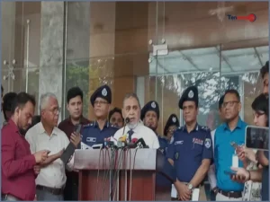 আইনে বাধা নেই এমন সবাই স্থানীয় নির্বাচনে অংশ নিতে পারবেন: সিইসি