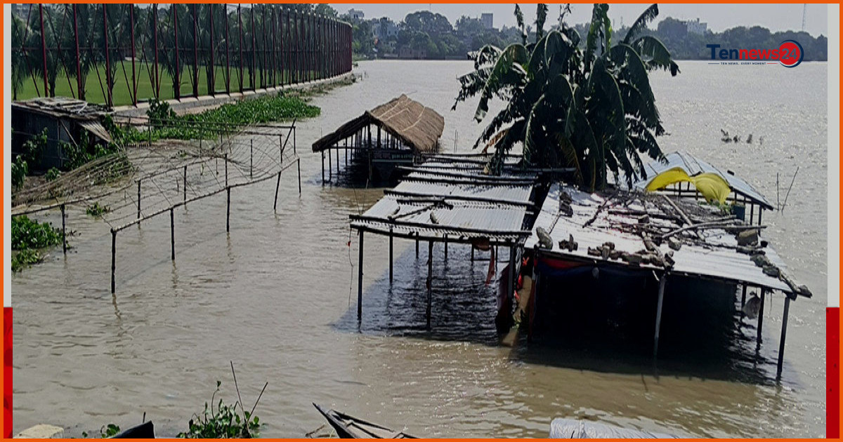 উজানের ঢলে ফুঁসছে পদ্মা, বিপৎসীমার কাছাকাছি রাজশাহীর পানি