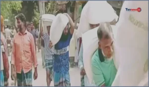 কুড়িগ্রামের রৌমারীতে সারের গোডাউন ভেঙে শতাধিক বস্তা লুট