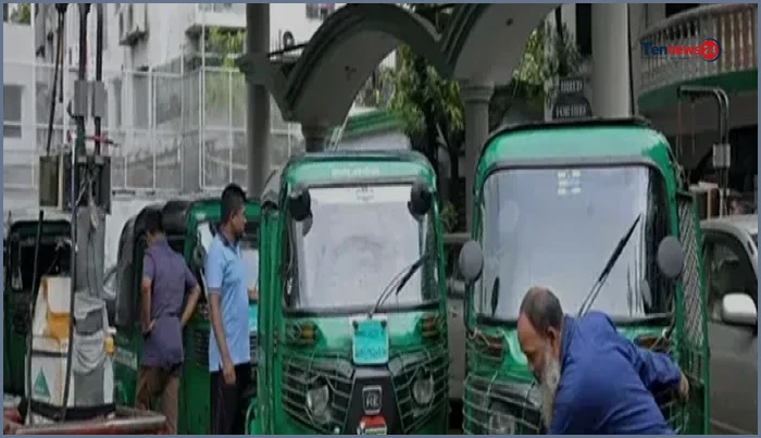 গ্যাস ও বিদ্যুৎ সংকটে স্থবির জনজীবন, বিপাকে পোশাকশিল্প