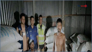 লাইসেন্স ছাড়া সার মজুদ: ভূরুঙ্গামারীতে দুই ব্যবসায়ীর লাখ টাকা জরিমানা