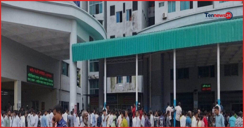শজিমেক হাসপাতালে ইন্টার্নদের কর্মবিরতি: জরুরি সেবা ছাড়া সব কার্যক্রম বন্ধ
