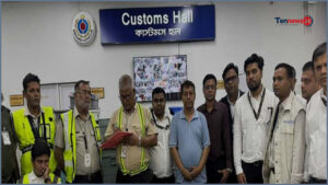 শাহজালাল বিমানবন্দরে ১৪ কেজি স্বর্ণসহ বিমান কর্মী আটক