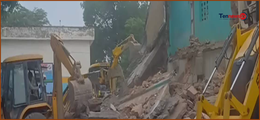 সাহারানপুরে ১৫০ বছরের পুরোনো মসজিদ গুঁড়িয়ে দিল প্রশাসন
