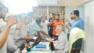 রাজশাহী মেডিকেল বিশ্ববিদ্যালয় উপাচার্যকে বাধ্য করা পদত্যাগের ঘটনায় মামলা
